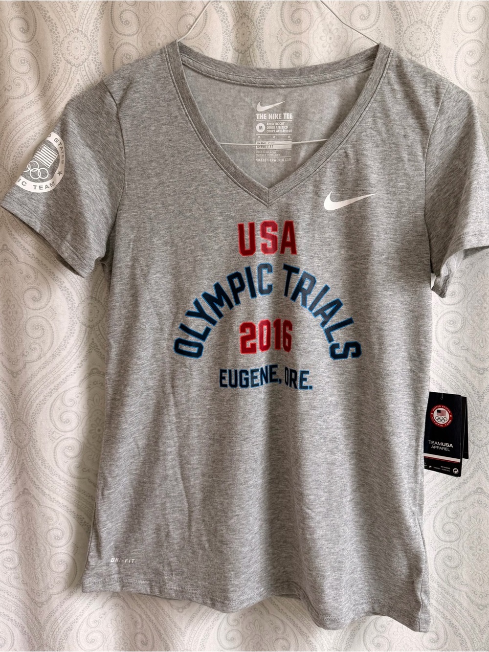 Nike Women's Gray USA Olympic Trials 2016 V-Neck Tee - Picture 1 of 5